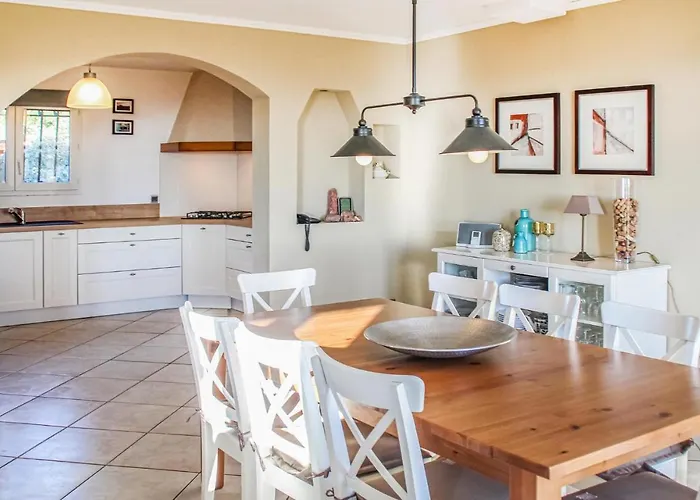 Hébergement de vacances In Minervois With Wifi